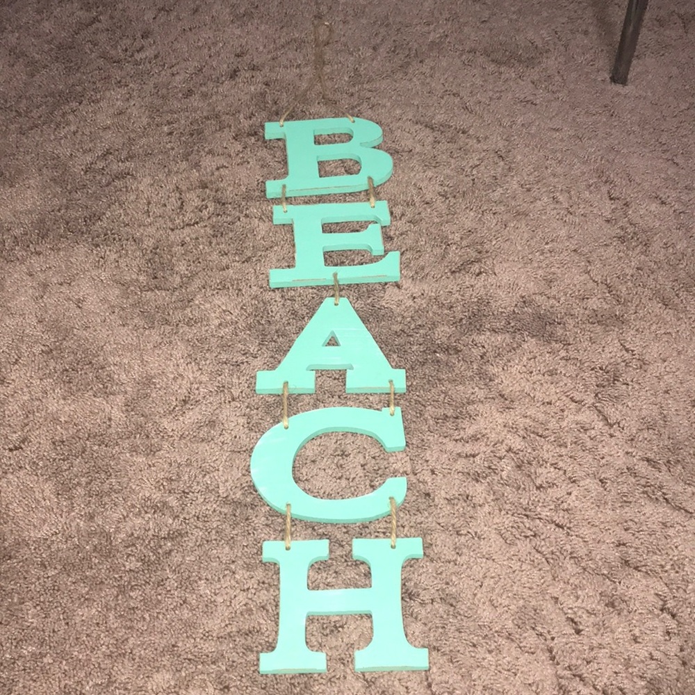 hanging “Beach” decoration!